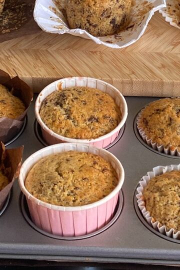 Homemade Chocolate Chip muffins using tulip non stick paper cases, non stick baking cups and cupcake cases.